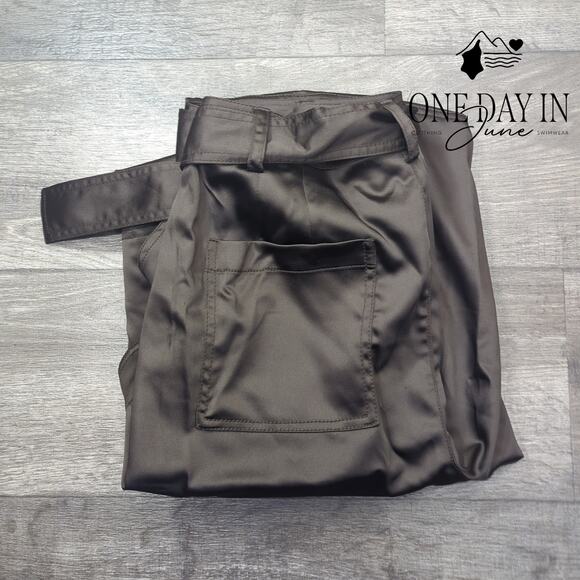 Cupio Cargo Capri Pants Size XL - Picture 6 of 6